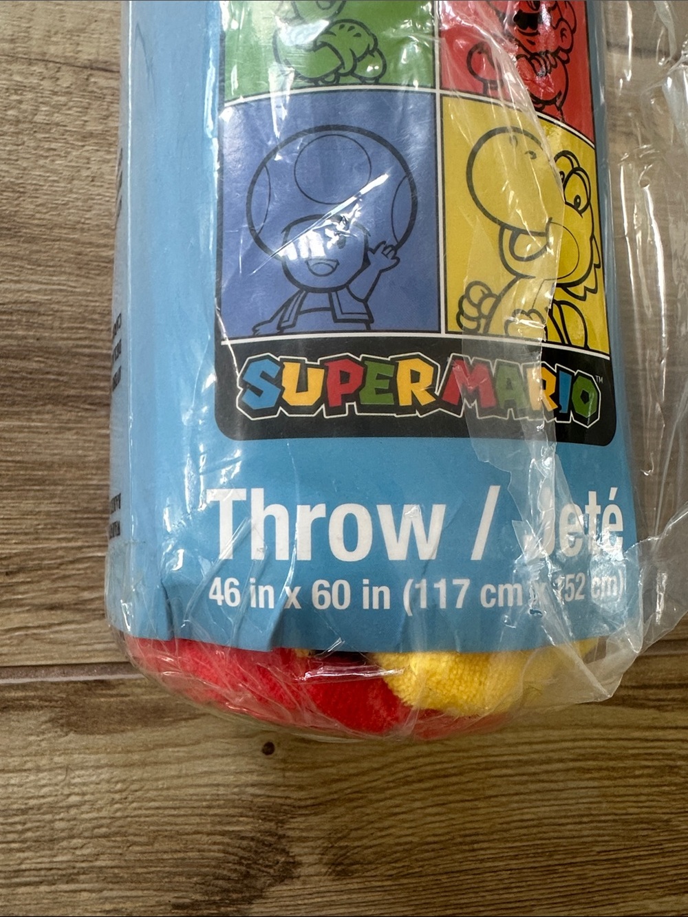 Brand NEW Nintendo Super Mario Plush Throw - Blue with Red, Yellow 46x60 - Picture 2 of 2